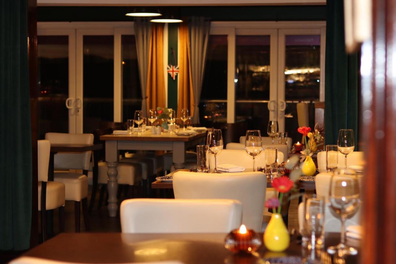 The Waterfront Boutique Hotel Stanley Luaran gambar